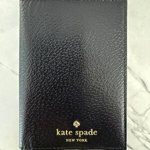 Kate Spade Grand Street Passport Cover